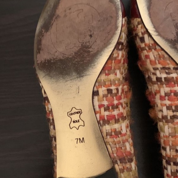 Unique Tory Burch flats size 7 - Picture 2 of 2